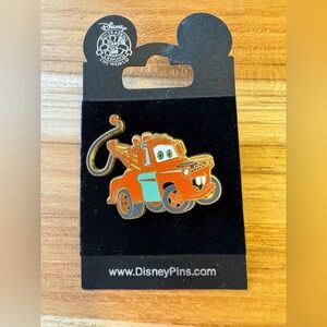 Disney Pixar Cars Land Tow Mater Pin 2006 Tow Truck